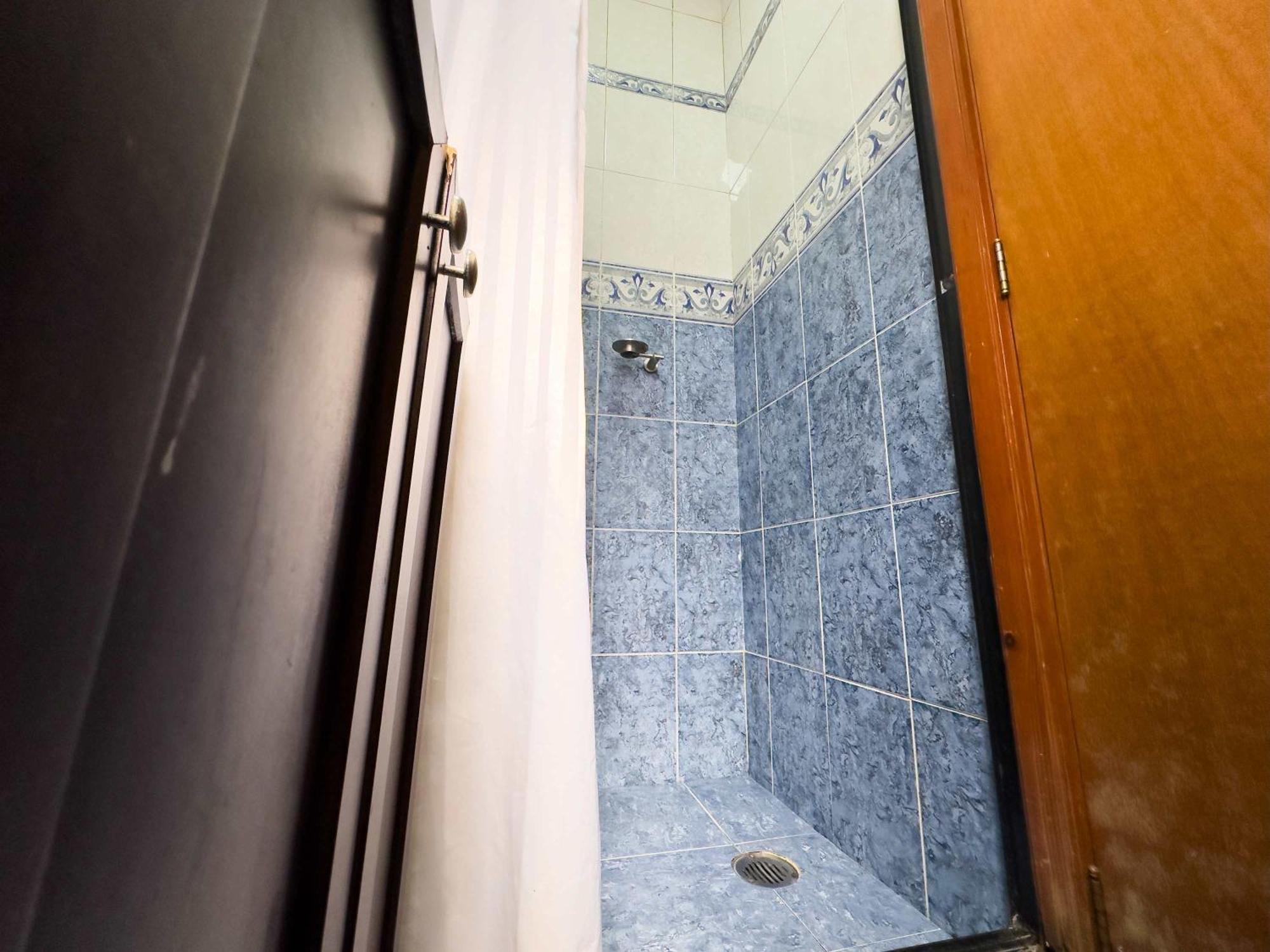 Vakantiehuis Excellent Location Wide House 5 Bedroom Roma Sur *