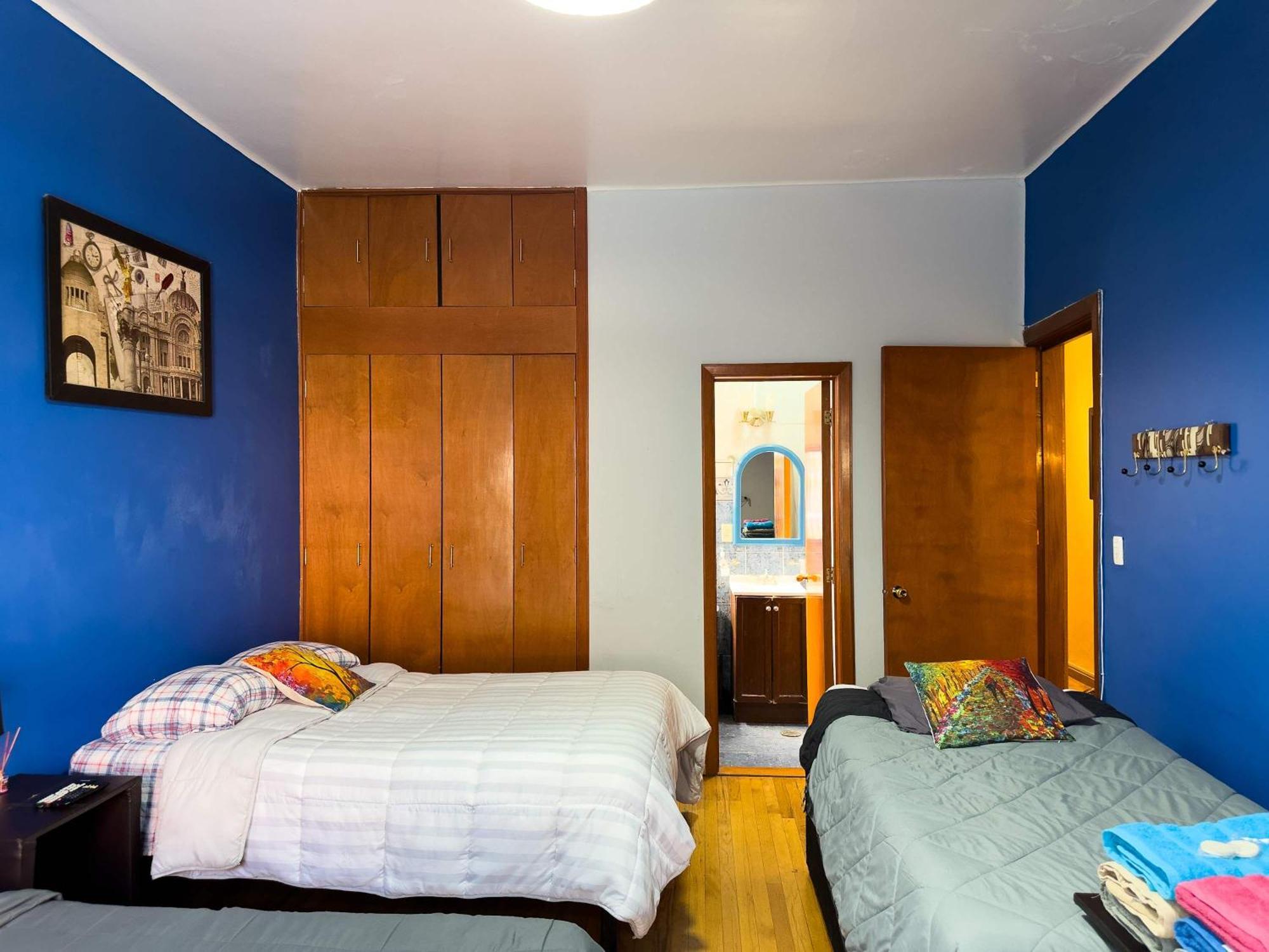 Vakantiehuis Excellent Location Wide House 5 Bedroom Roma Sur