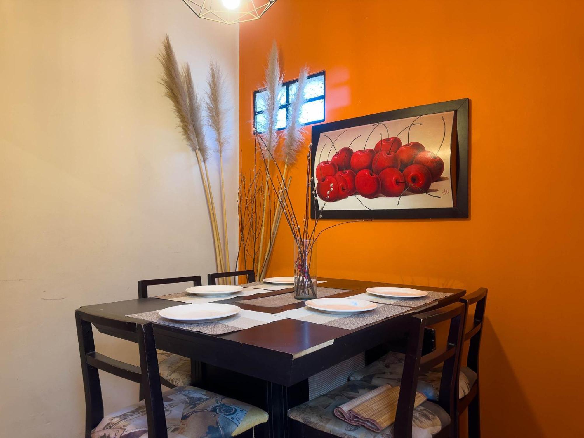 Vakantiehuis Excellent Location Wide House 5 Bedroom Roma Sur